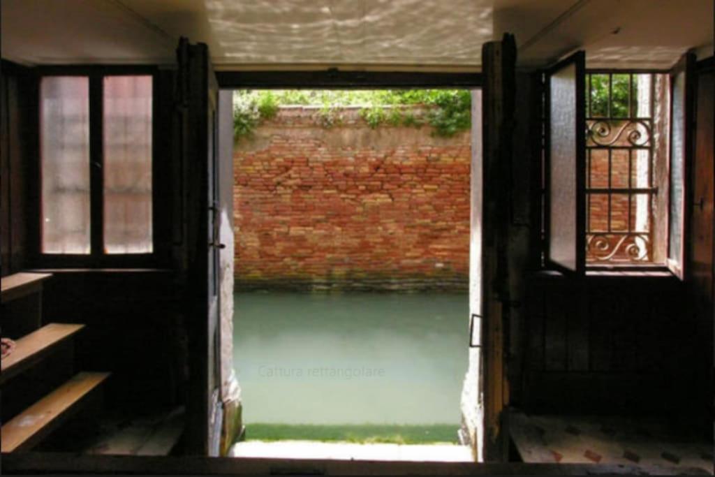Walk On The Water ✧ 5 Minutes To Rialto Bridge Apartment Venice Exterior photo